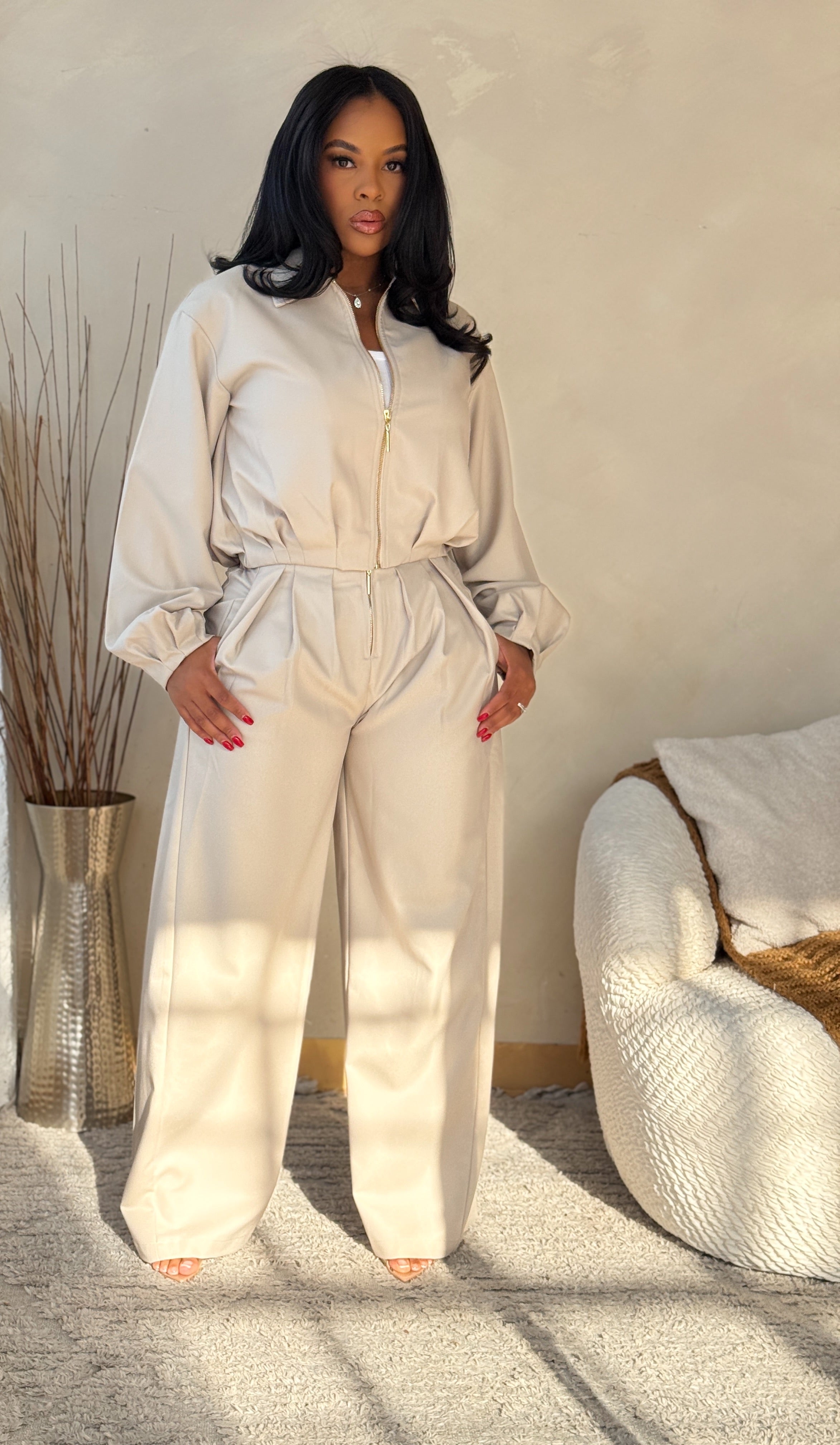 Liam Pants Set ( SHIPS 9/25)